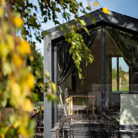 Ferienhaus Charmante La Petite Maison